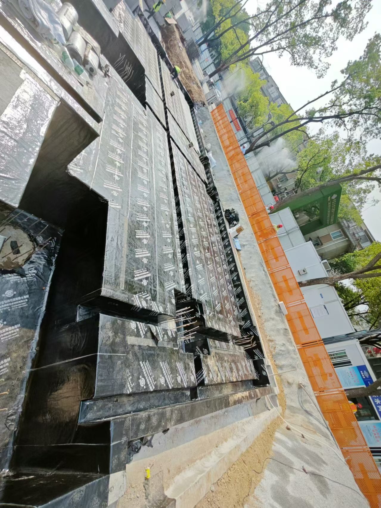 三峡大学地下室防水施工